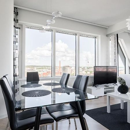 Stunning Views 11Th Floor 2Br Home With Sauna - Hosted By 2Ndhomes تامبير المظهر الخارجي الصورة