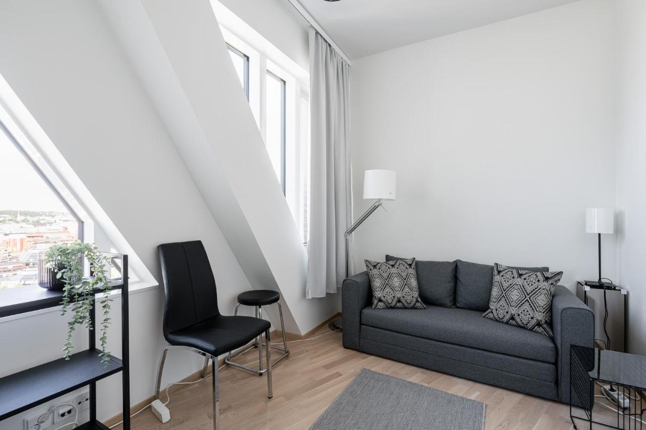 Stunning Views 11Th Floor 2Br Home With Sauna - Hosted By 2Ndhomes تامبير المظهر الخارجي الصورة